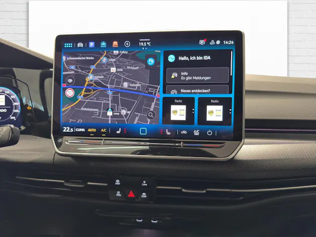 VW Golf VIII 1.5 eTSI R-Line DSG