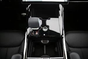 Fahrzeugbild LAND ROVER Range Rover Sport 3.0 I6 P550e Autobiography