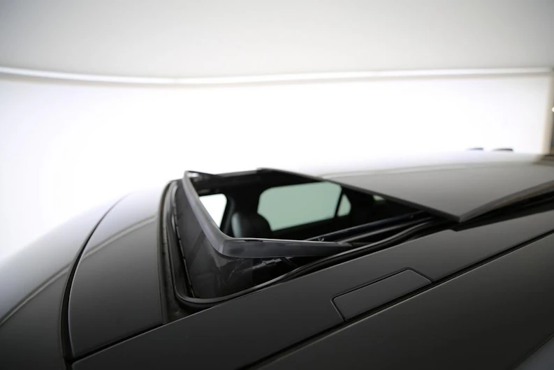 Fahrzeugbild LAND ROVER RANGE ROVER SPORT