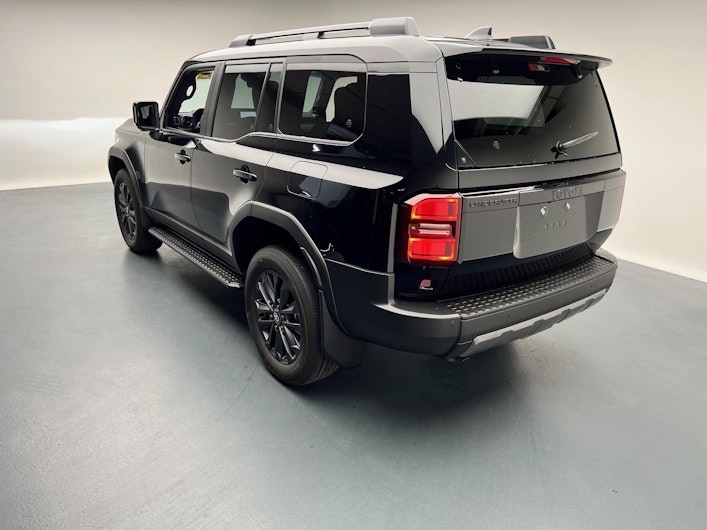 immagine del veicolo TOYOTA LANDCRUISER