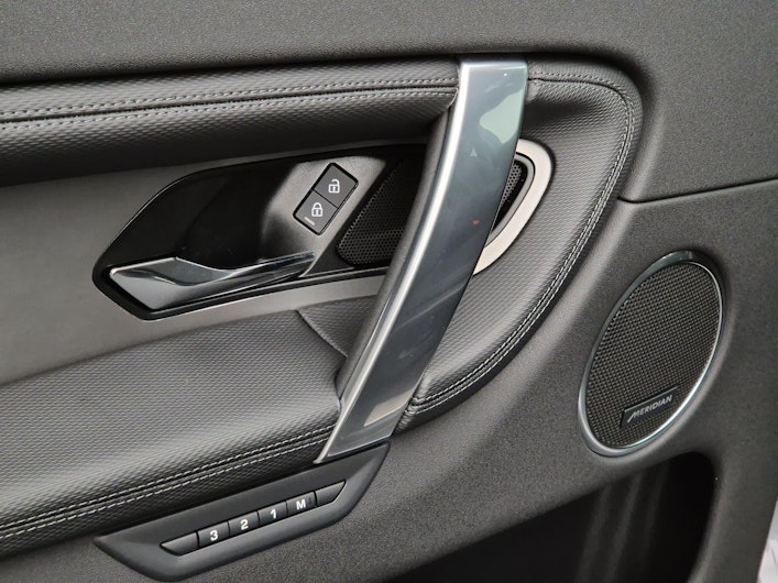 Fahrzeugbild LAND ROVER DISCOVERY SPORT