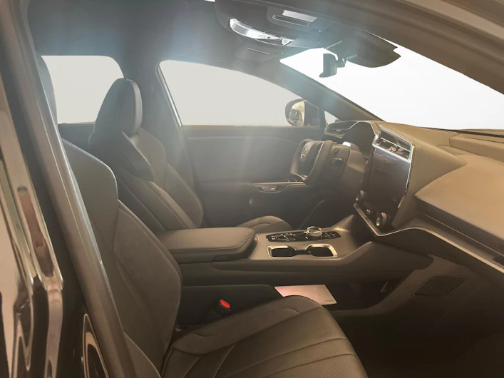 immagine del veicolo LEXUS RZ