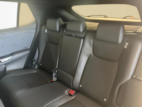 https://vehicle.imgix.net/4210772/e6ee9c07-2f66-4a65-8bcd-444710b959d6.jpg
