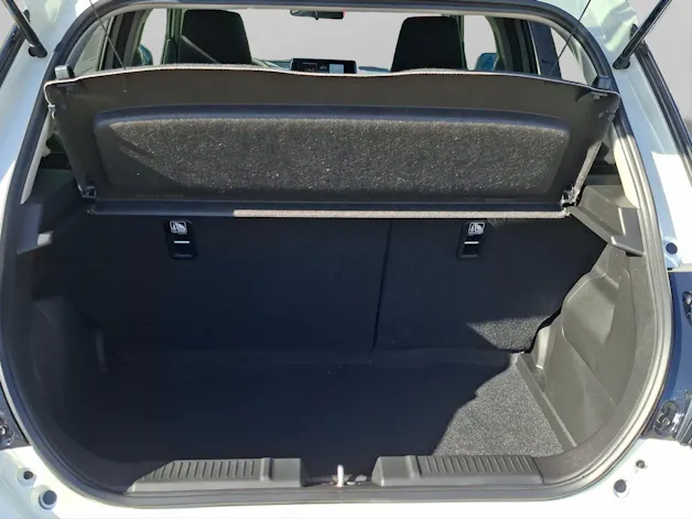 Suzuki Swift 1.2 Sakura Top Hybrid