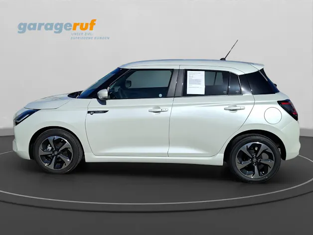 Suzuki Swift 1.2 Sakura Top Hybrid
