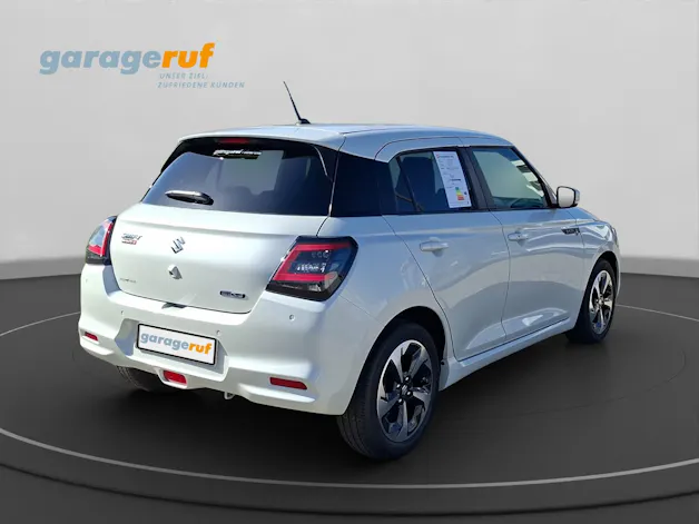 Suzuki Swift 1.2 Sakura Top Hybrid