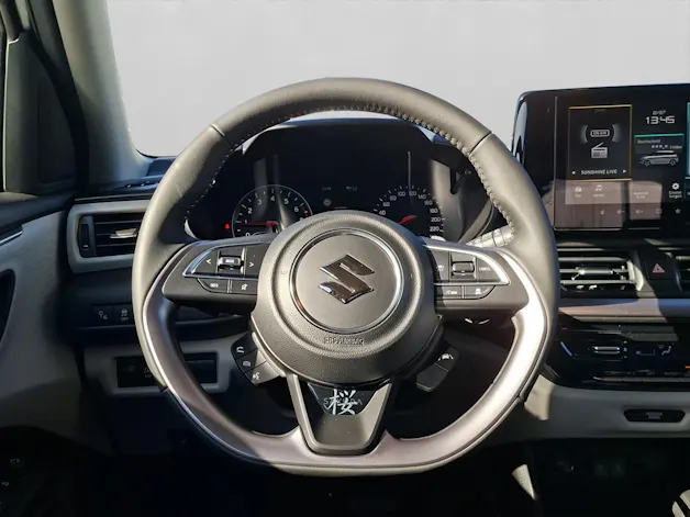 Suzuki Swift 1.2 Sakura Top Hybrid