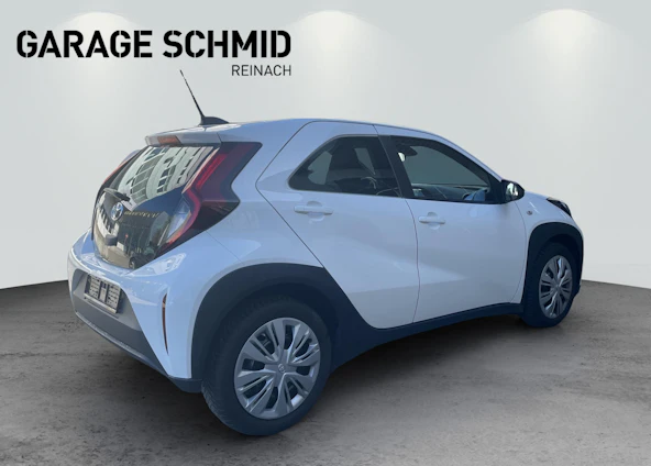 image du véhicule 6 image du véhicule 6