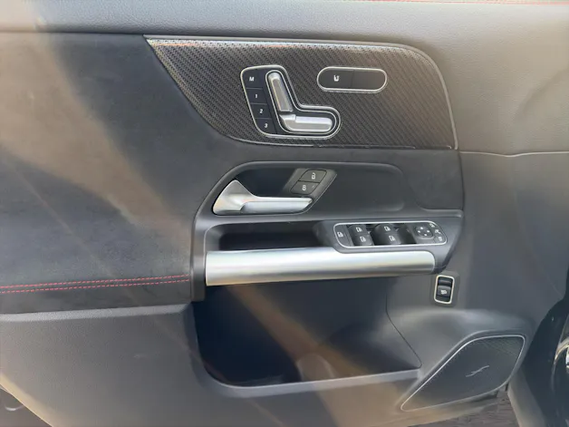 Mercedes-Benz GLA 45 S AMG 4matic+