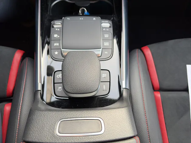 Mercedes-Benz GLA 45 S AMG 4matic+