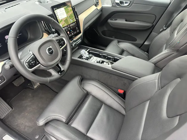 Volvo XC60 2.0 T8 TE Ultra Dark eAWD