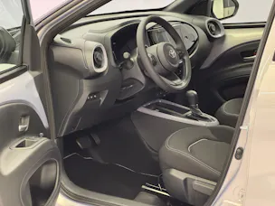 Toyota Aygo X 1.5 VVT-i HSD Trend