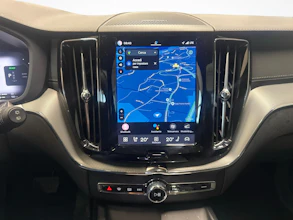 https://vehicle.imgix.net/4211009/adf68d8b-4587-4f43-921b-83cefc8acd5c.jpg
