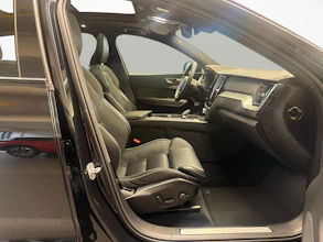 https://vehicle.imgix.net/4211009/b8e1bbc5-832d-4455-a4ab-bb596b9137b1.jpg