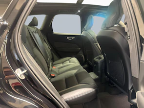 immagine del veicolo VOLVO XC60 2.0 T8 TE Ultra Dark eAWD + Ruote invernali incluse