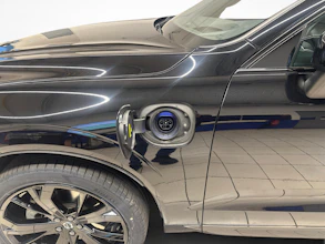 https://vehicle.imgix.net/4211009/e3314abe-ced8-400a-a374-6a559121fa3a.jpg