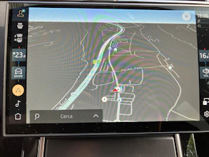 https://vehicle.imgix.net/4211019/4f8e008d-6884-4500-9057-4d210ab1c136.jpg