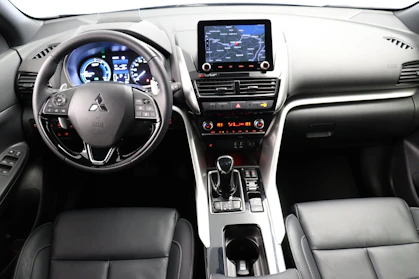 MITSUBISHI ECLIPSE CROSS 10