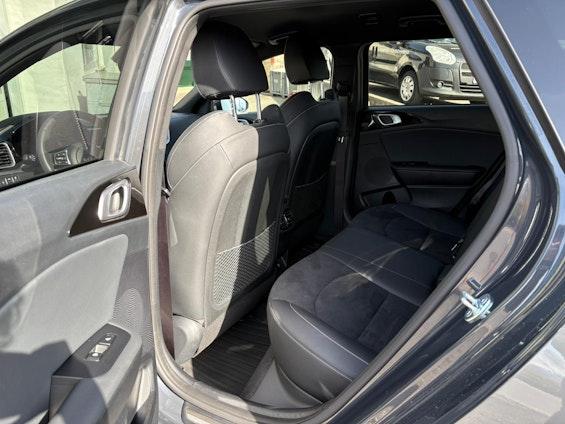 Fahrzeugbild 13 Fahrzeugbild 13