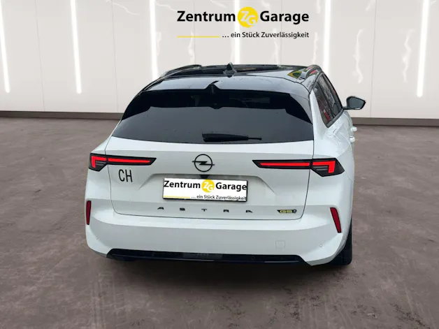 Opel Astra Sports Tourer 1.6 T PHEV 225 GSe