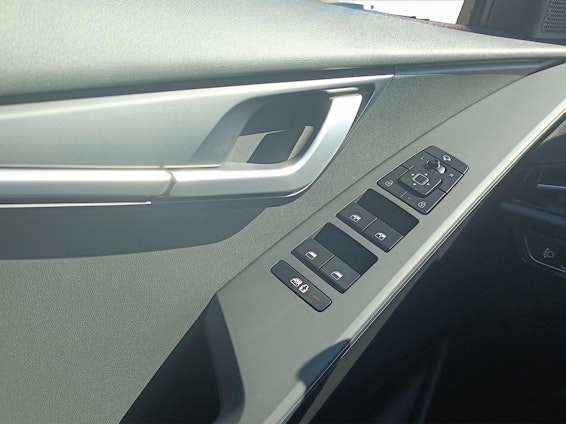 Fahrzeugbild 6 Fahrzeugbild 6