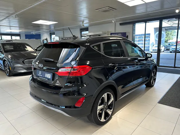 Ford Fiesta 1.0 EcoB Hybrid Active