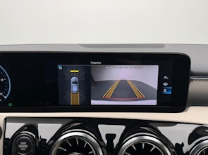 Fahrzeugbild MERCEDES-BENZ A 180 Progressive