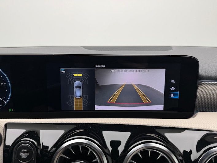 Fahrzeugbild MERCEDES-BENZ A 180