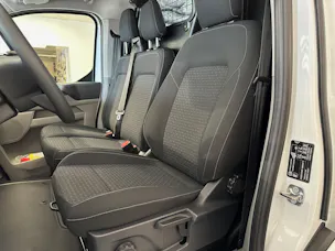 Ford Transit C Van 320 L2 2.5 Duratec 233 Trend PHEV