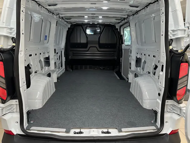 Ford Transit C Van 320 L2 2.5 Duratec 233 Trend PHEV