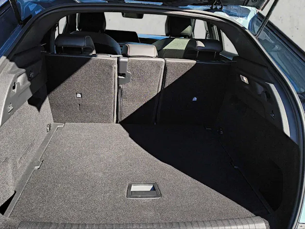 PEUGEOT 3008 1.2 Hybrid Allure
