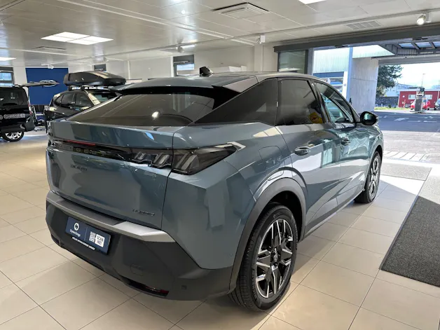 Peugeot 3008 1.2 Hybrid Allure