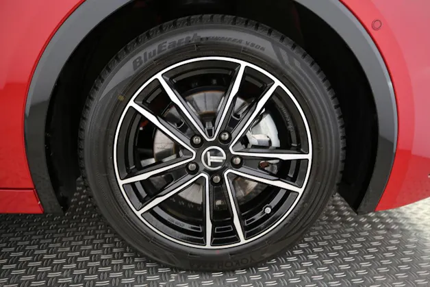 Toyota Prius 2.0 Plug-In-Hybrid Premium