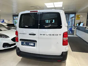 Peugeot e-Expert Kaw. Standard 75 kWh