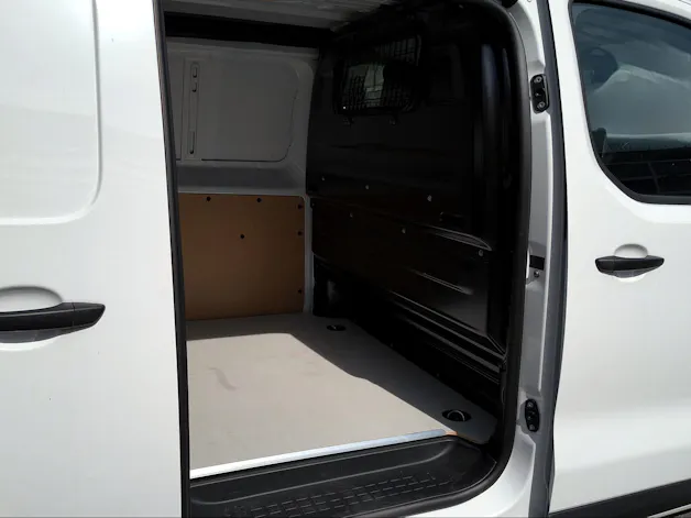 PEUGEOT e-Expert Kaw. Standard 75 kWh