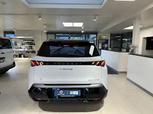 Peugeot 5008 e-Launch Edition AWD 8 Jahre Garantie