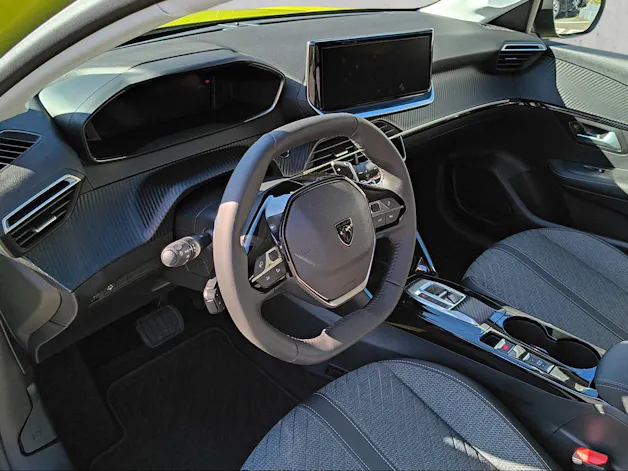 PEUGEOT 208 1.2 Hybrid Allure Premium