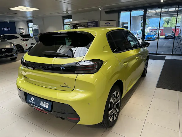 Peugeot 208 1.2 Hybrid Allure Premium