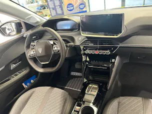Peugeot 208 1.2 Hybrid Allure Premium