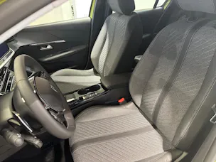 Peugeot 208 1.2 Hybrid Allure Premium