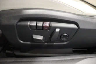 https://vehicle.imgix.net/4211214/389baa88-314f-44f6-abce-bc8d5531cb42.JPG