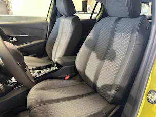 Peugeot 208 1.2 Hybrid Allure Premium