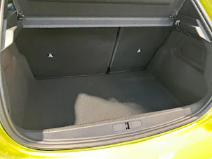 Peugeot 208 1.2 Hybrid Allure Premium