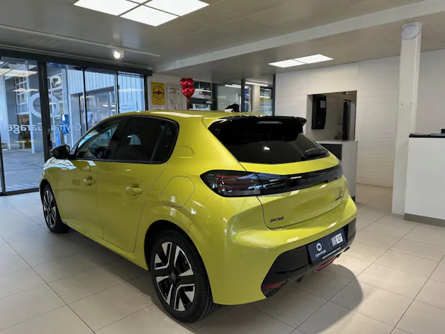 Peugeot 208 1.2 Hybrid Allure Premium