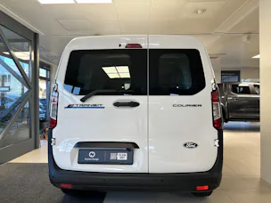 Ford E-Transit Courier Van Trend