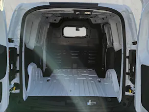 FORD E-Transit Courier Van Trend