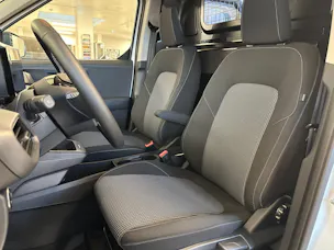 Ford E-Transit Courier Van Trend