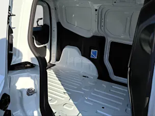 FORD E-Transit Courier Van Trend
