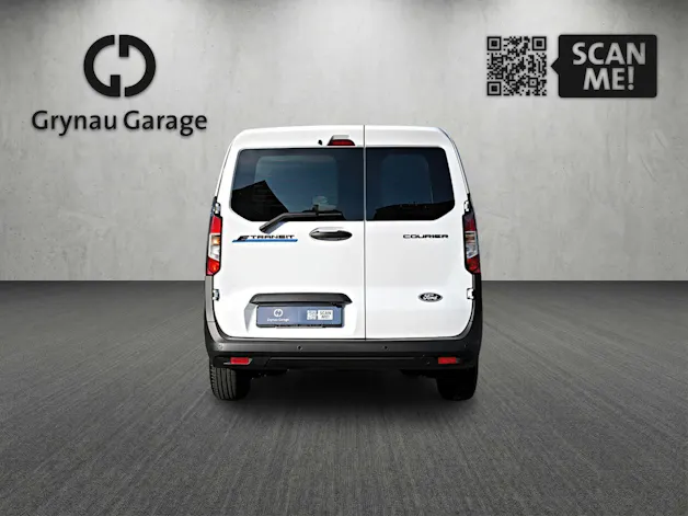 FORD E-Transit Courier Van Trend