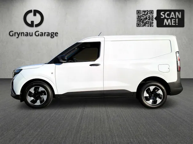 FORD E-Transit Courier Van Trend